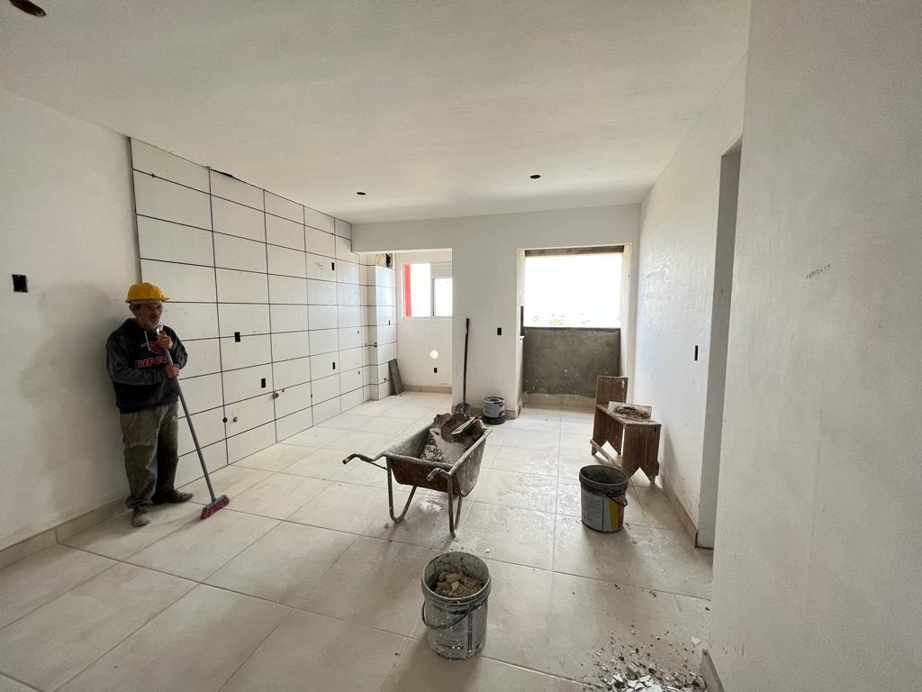 Apartamento à venda com 2 quartos, 61m² - Foto 5