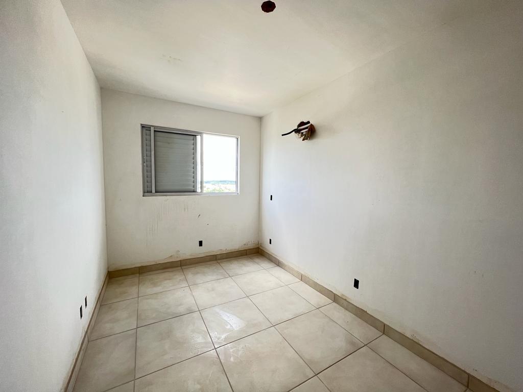 Apartamento à venda com 2 quartos, 61m² - Foto 13