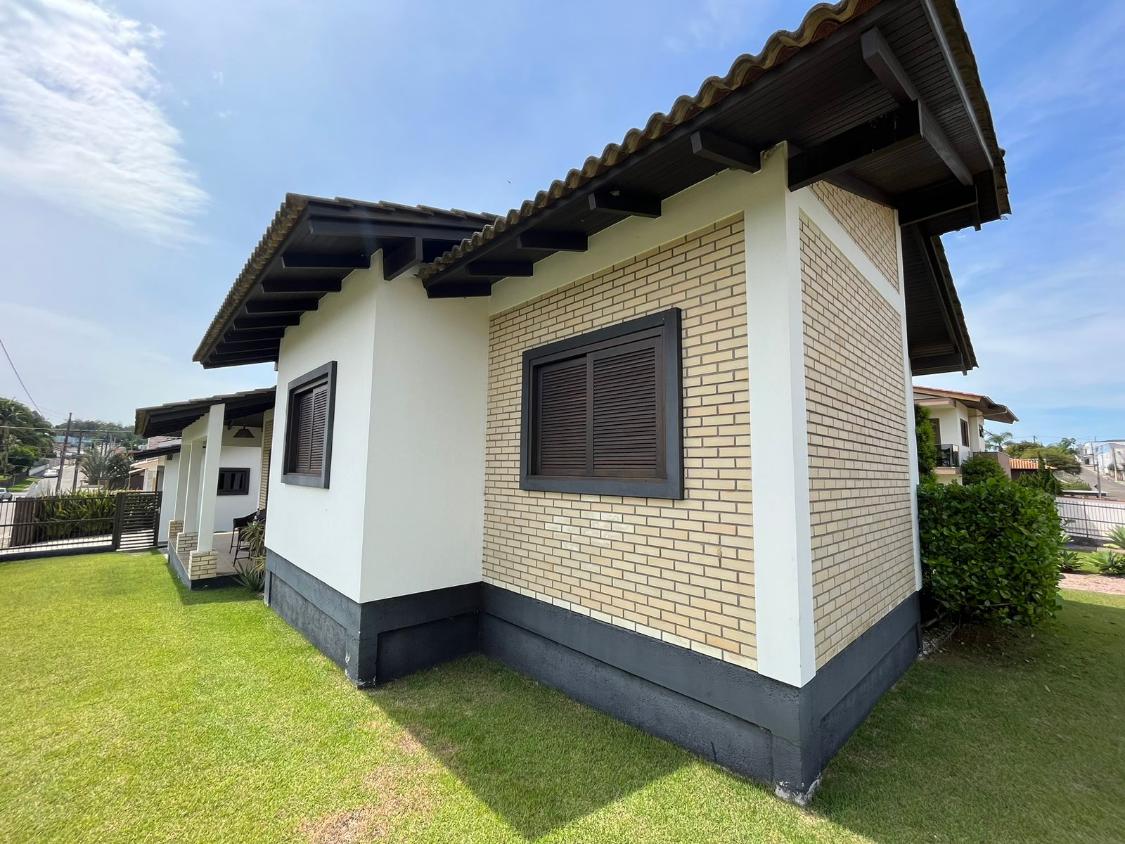 Casa à venda com 3 quartos, 200m² - Foto 9