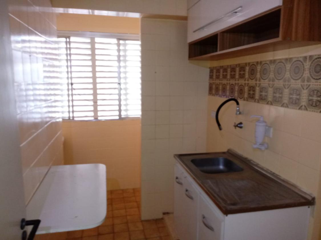 Apartamento para alugar com 1 quarto, 38m² - Foto 11