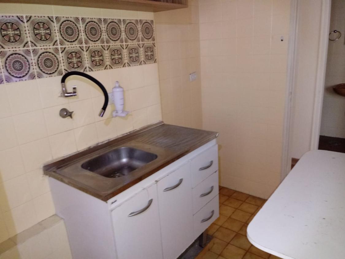 Apartamento para alugar com 1 quarto, 38m² - Foto 13