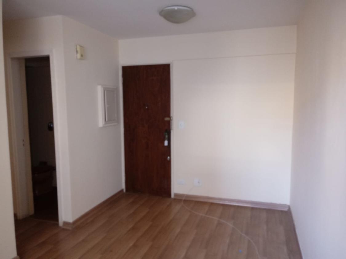 Apartamento para alugar com 1 quarto, 38m² - Foto 3