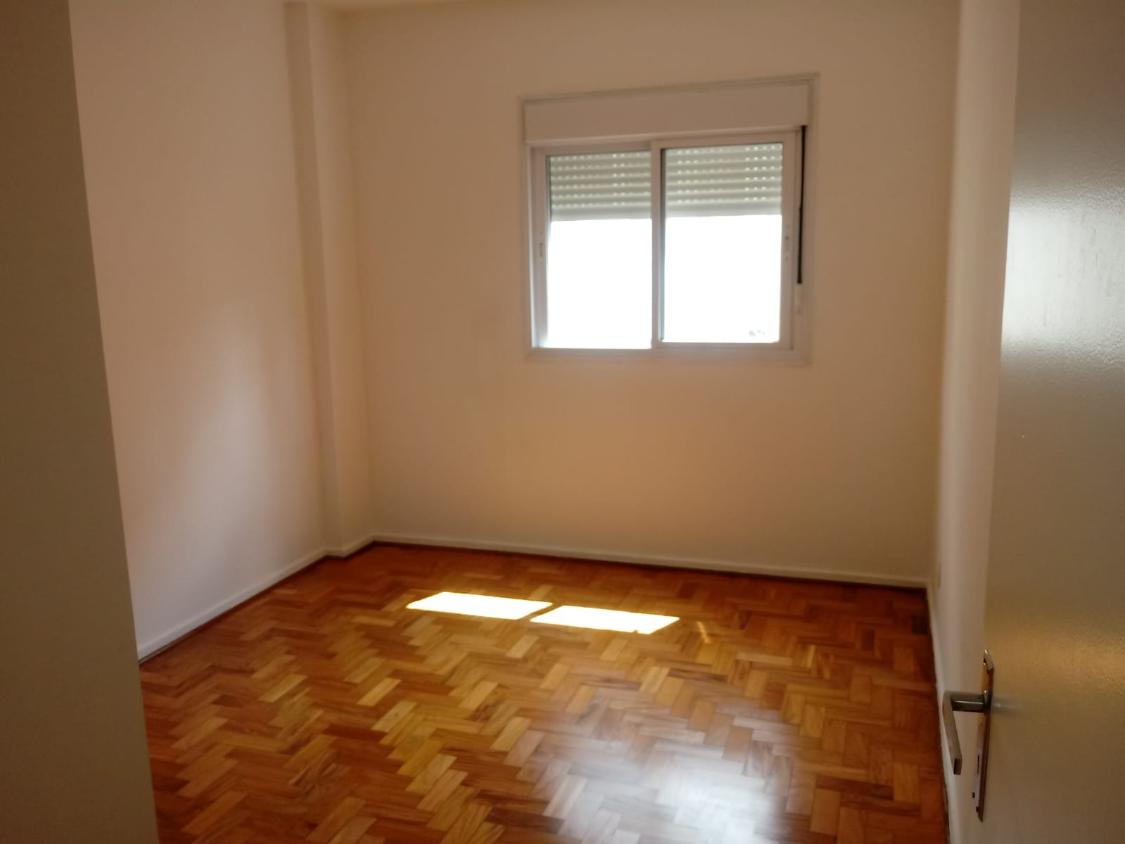 Apartamento para alugar com 3 quartos, 83m² - Foto 13