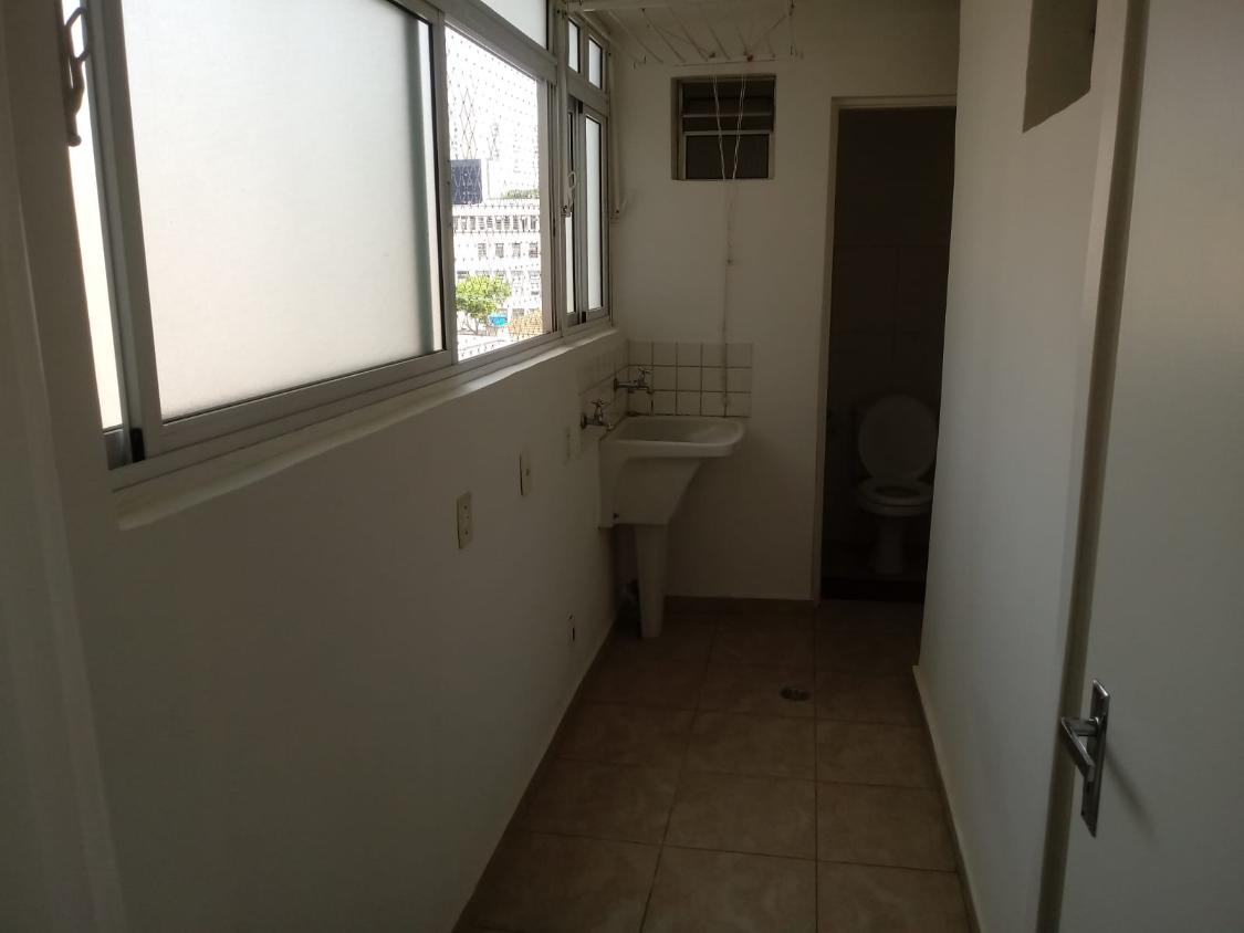 Apartamento para alugar com 3 quartos, 83m² - Foto 17