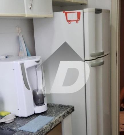 Apartamento à venda e aluguel com 2 quartos, 60m² - Foto 11