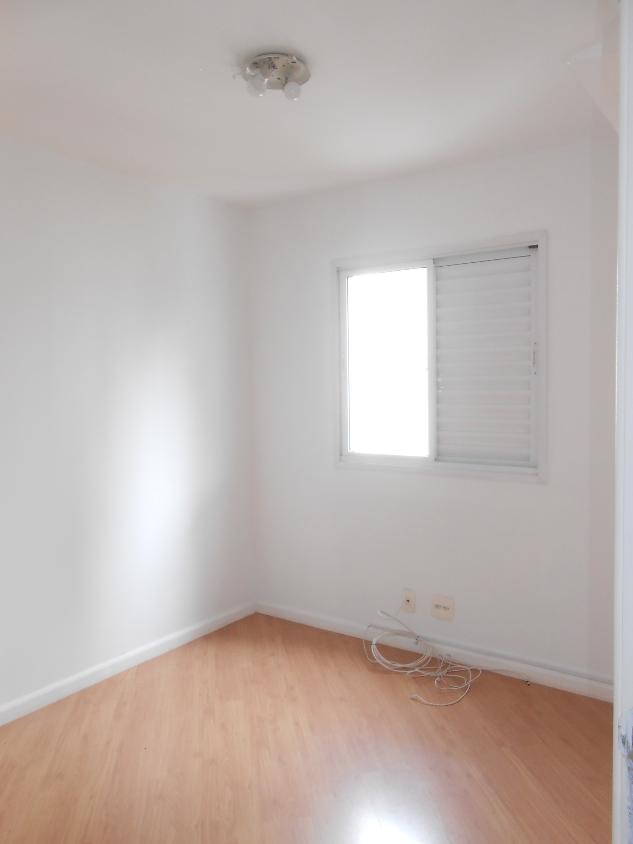 Apartamento para alugar com 3 quartos, 75m² - Foto 14