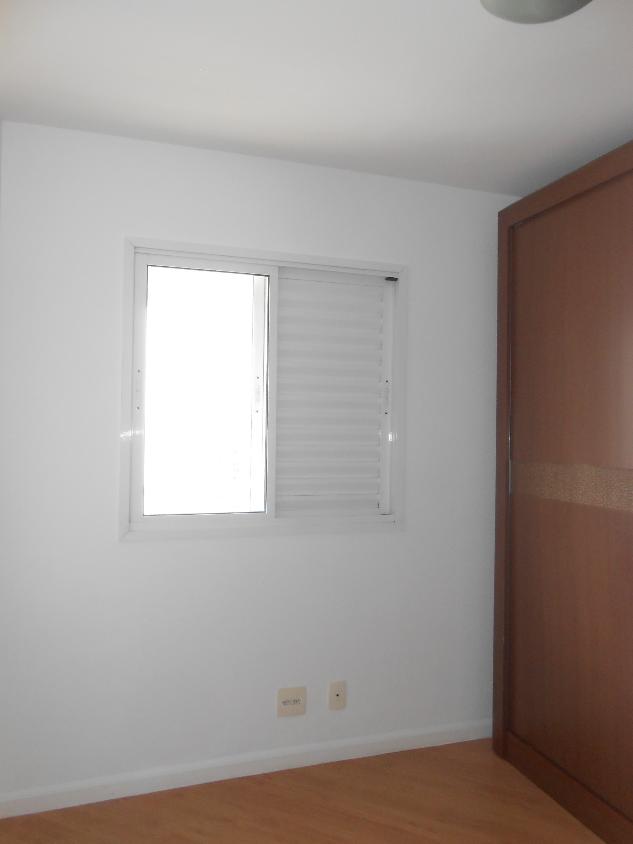 Apartamento para alugar com 3 quartos, 75m² - Foto 19