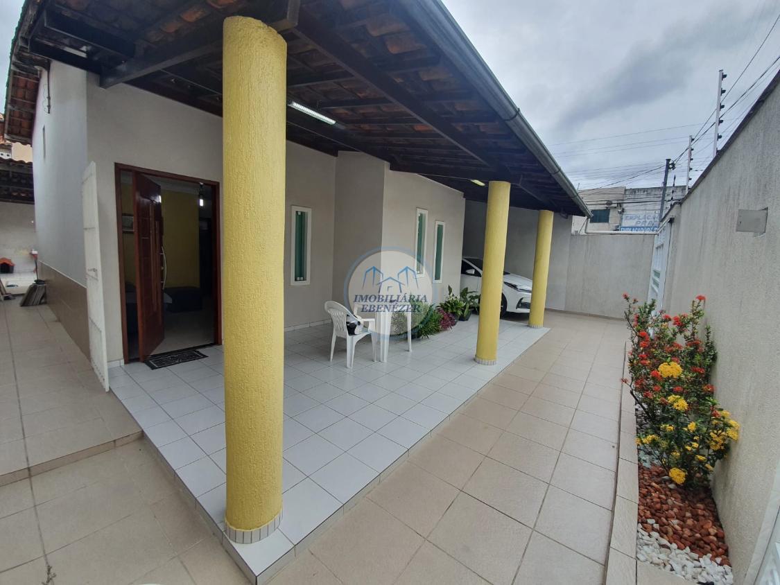 Casa à venda com 3 quartos, 70m² - Foto 2