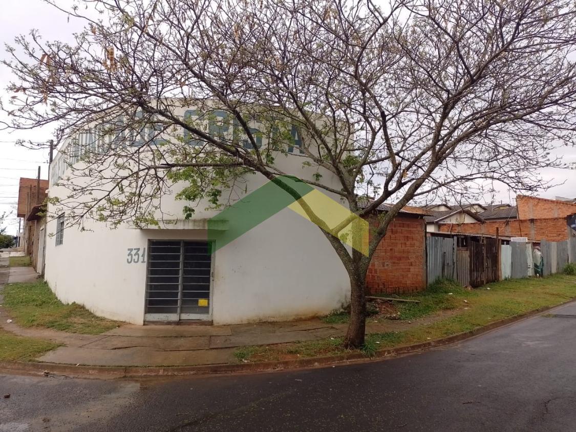 Casa à venda com 2 quartos, 148m² - Foto 1