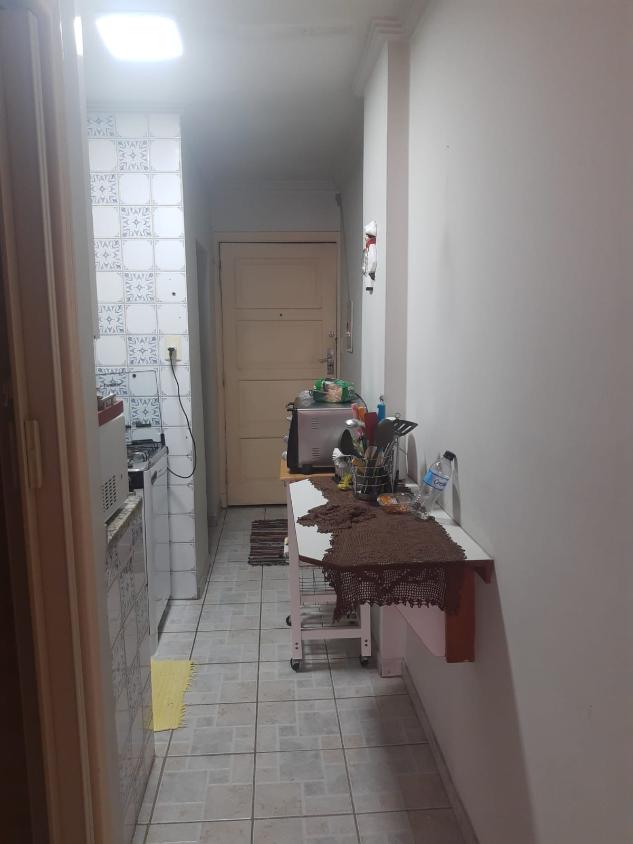 Apartamento à venda com 1 quarto, 60m² - Foto 9