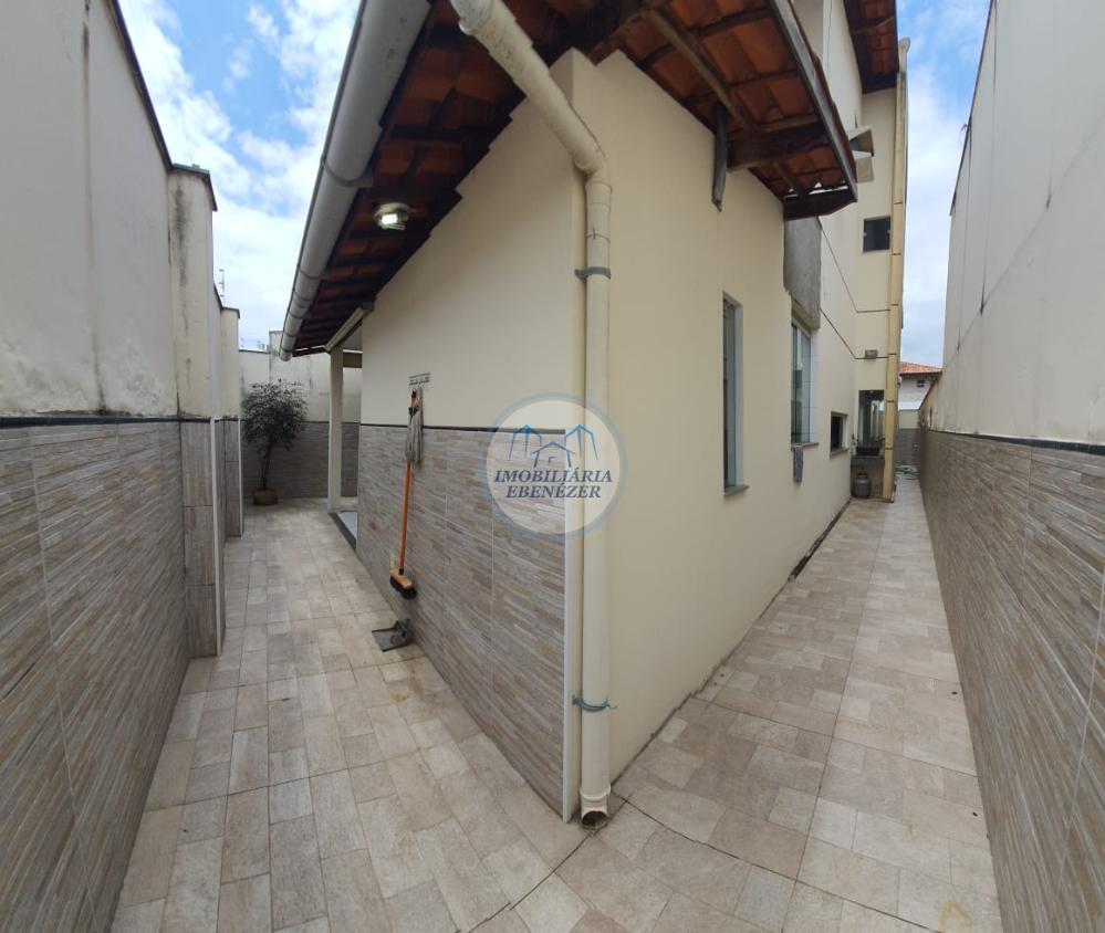 Casa de Condomínio à venda com 3 quartos, 148m² - Foto 3