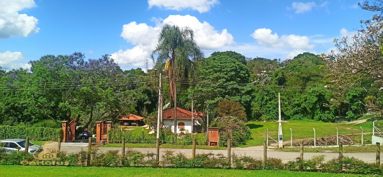 Fazenda à venda com 4 quartos, 2900m² - Foto 1