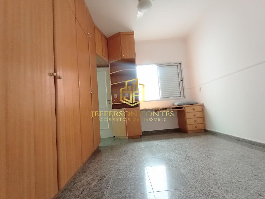 Casa à venda com 3 quartos, 280m² - Foto 13