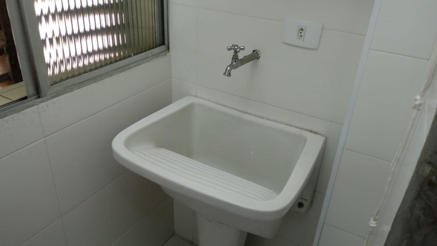 Apartamento para alugar com 1 quarto, 40m² - Foto 11