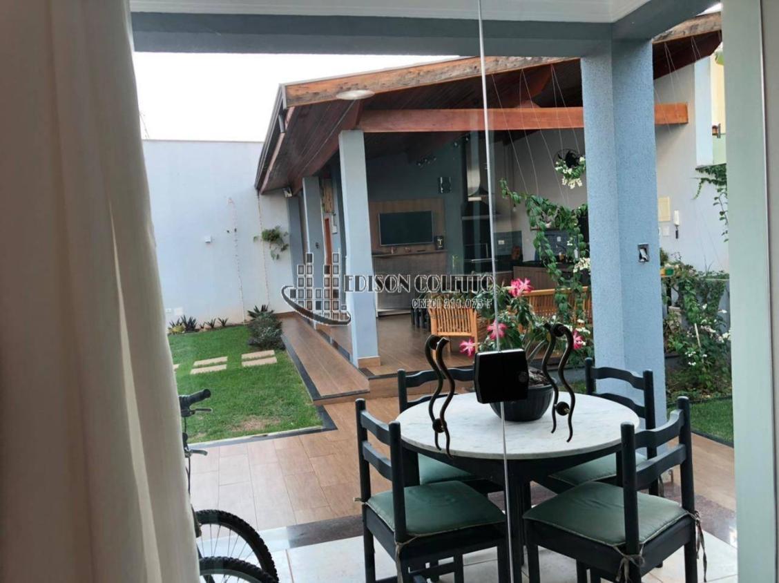 Casa à venda com 3 quartos, 340m² - Foto 41