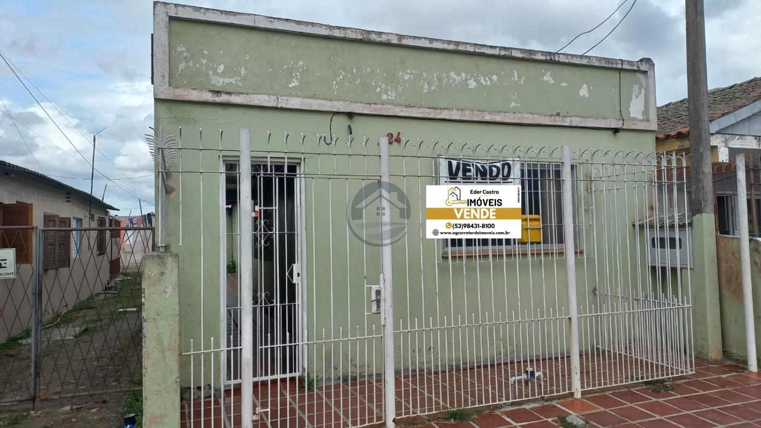 Casa à venda com 2 quartos, 60m² - Foto 1