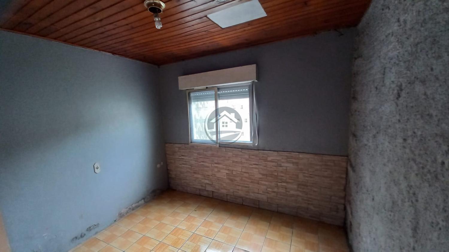 Casa à venda com 2 quartos, 60m² - Foto 5