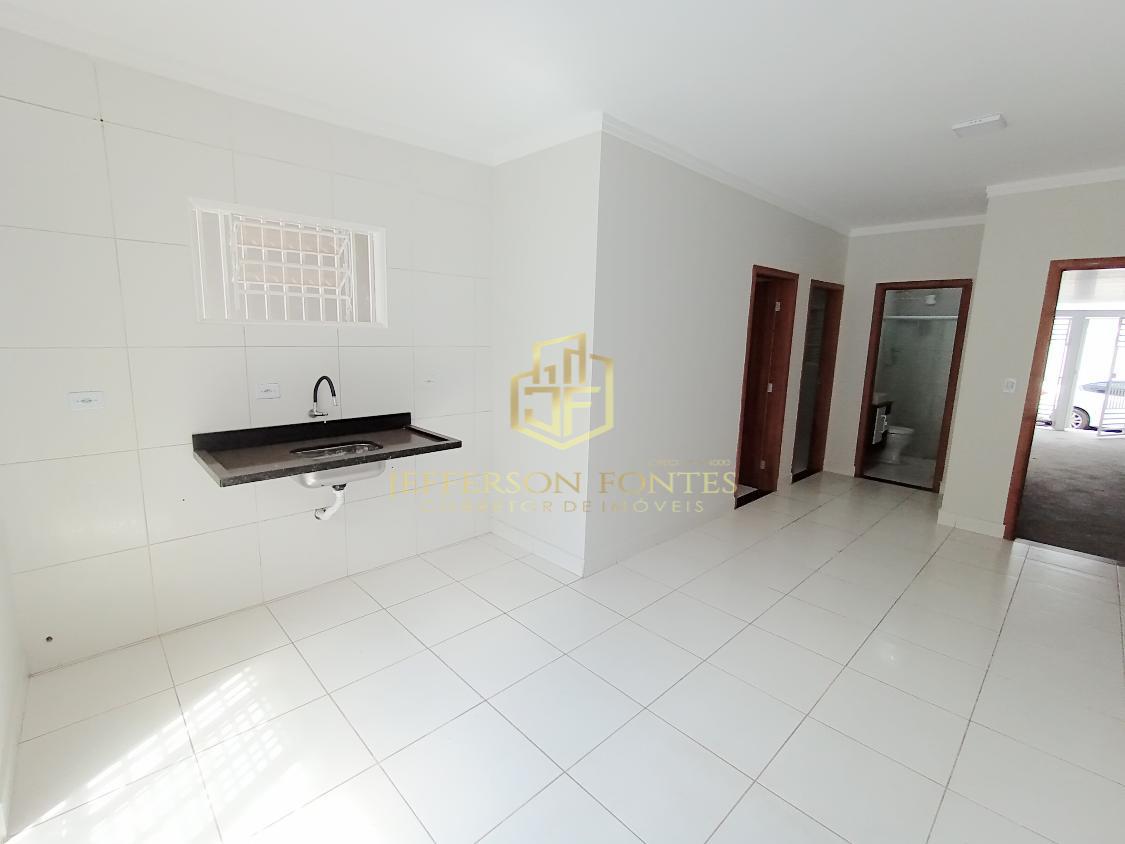 Casa à venda com 2 quartos, 60m² - Foto 1