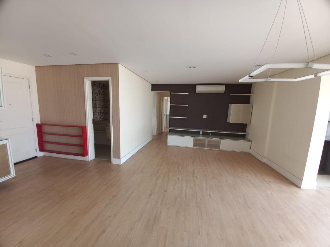 Apartamento à venda com 3 quartos, 127m² - Foto 4