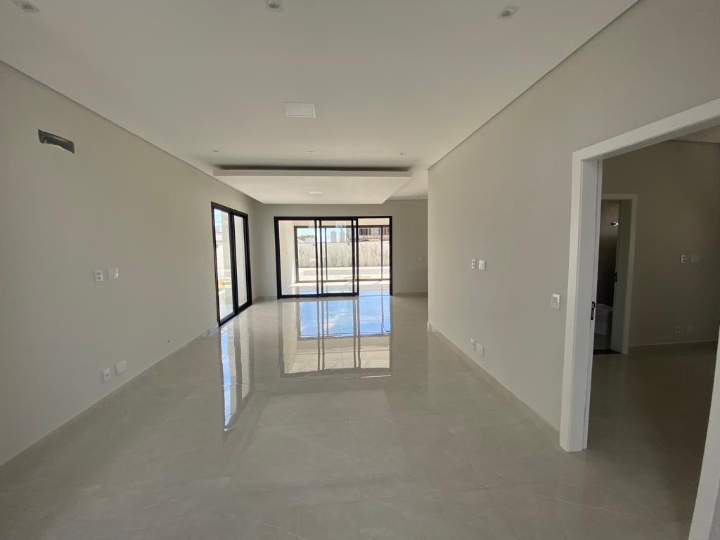 Casa de Condomínio à venda com 3 quartos, 235m² - Foto 8