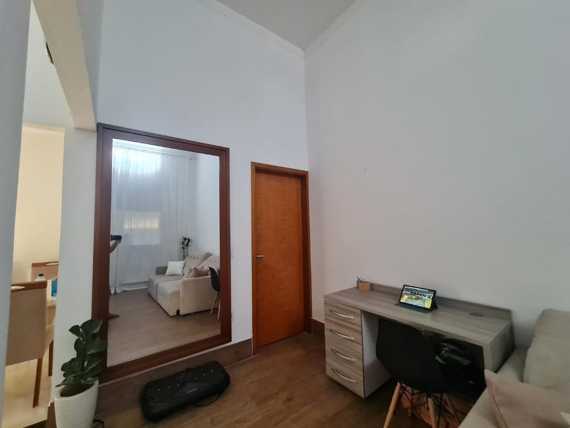 Casa à venda com 3 quartos, 180m² - Foto 2