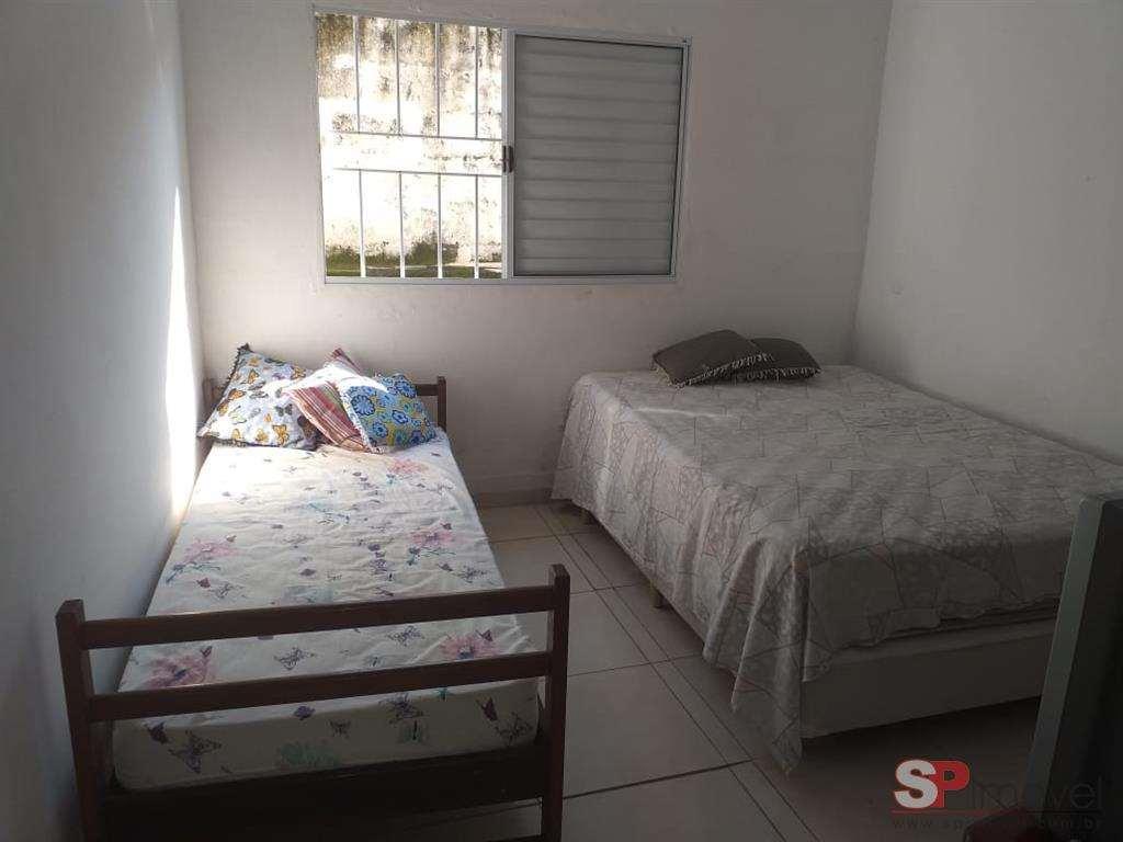 Casa à venda com 4 quartos, 76m² - Foto 2