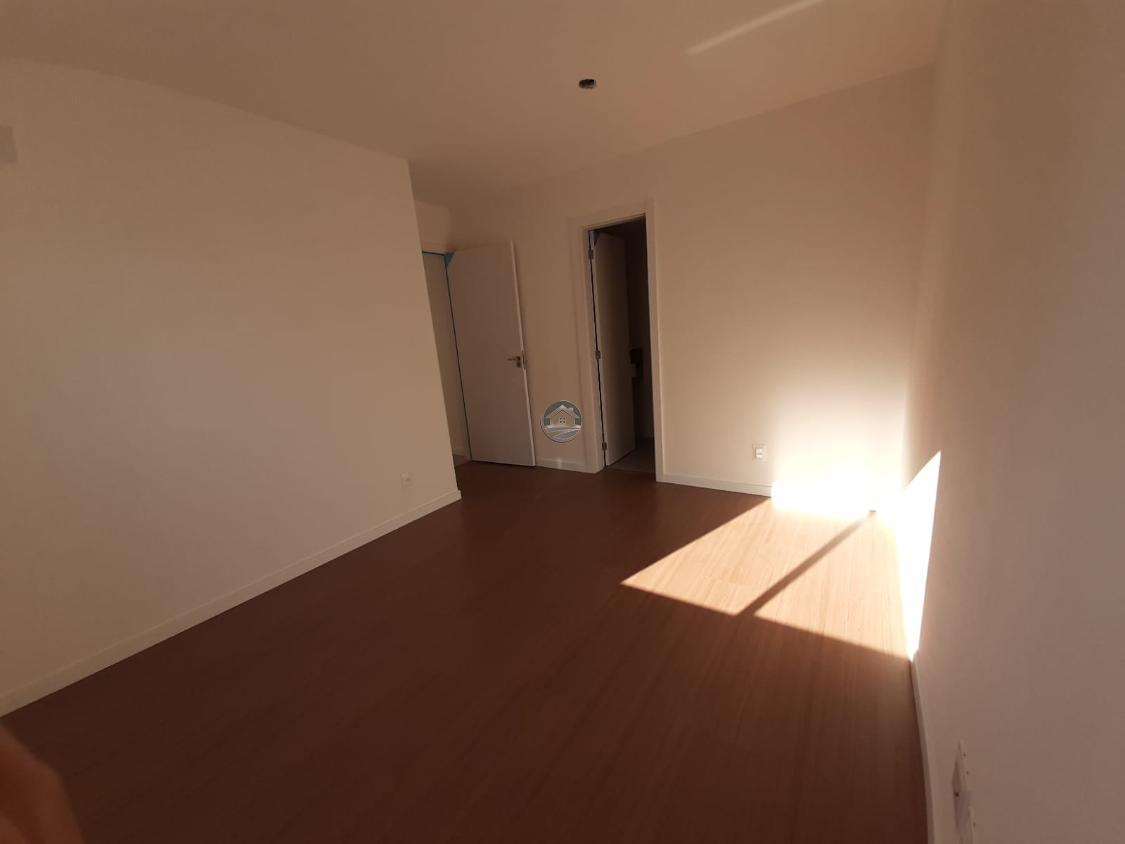 Apartamento à venda com 2 quartos, 70m² - Foto 9