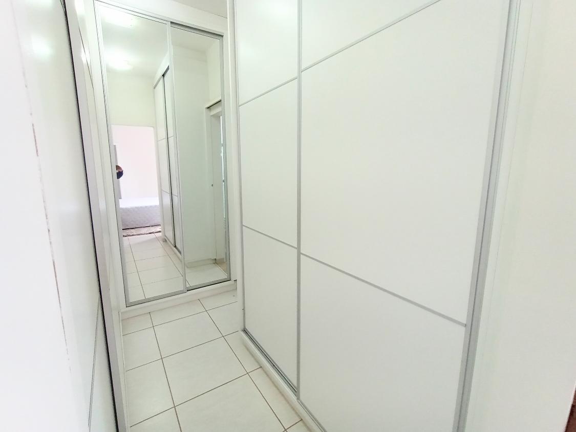 Casa de Condomínio à venda com 3 quartos, 350m² - Foto 17