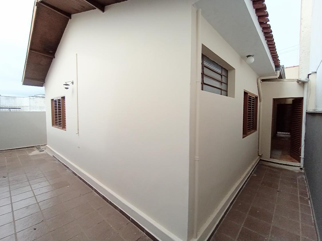 Casa à venda com 3 quartos, 136m² - Foto 18