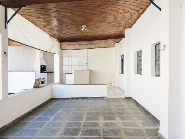 Casa para alugar com 4 quartos, 200m² - Foto 7