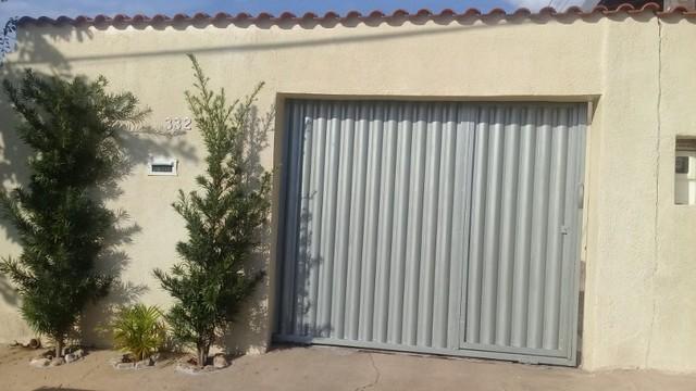 Casa à venda com 2 quartos, 110m² - Foto 1