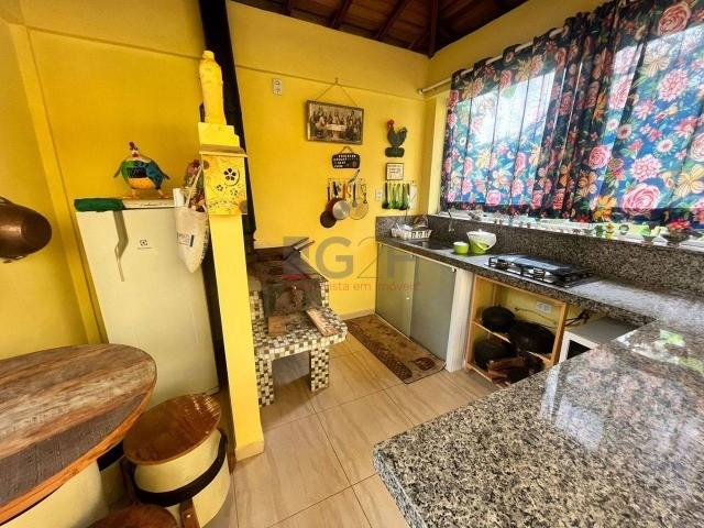 Casa de Condomínio à venda com 3 quartos, 330m² - Foto 12