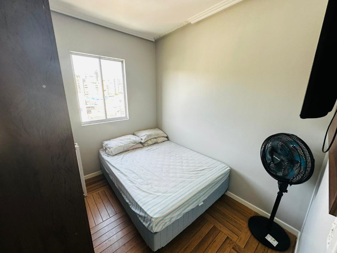 Apartamento à venda com 3 quartos - Foto 12