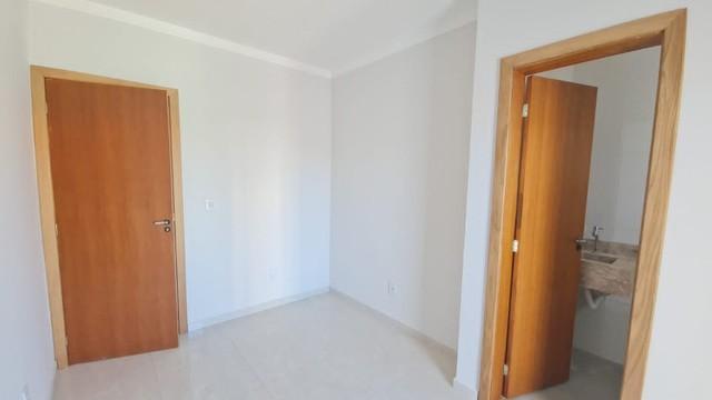 Casa à venda com 2 quartos, 84m² - Foto 11