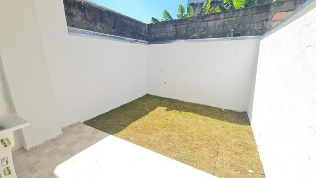 Casa à venda com 2 quartos, 84m² - Foto 14