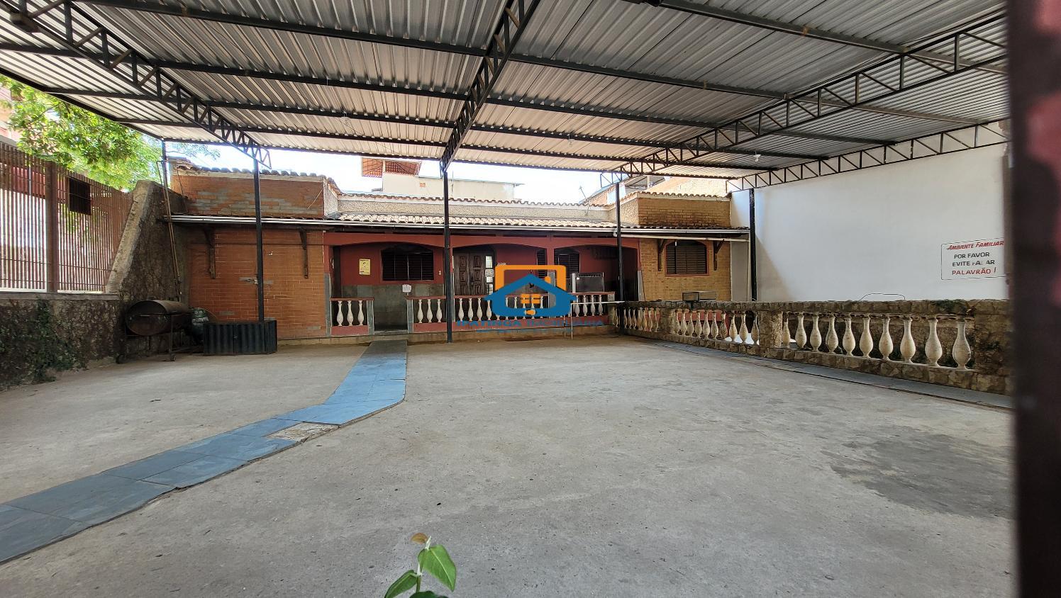 Casa de 03 quartos no bairro Vila Militar - Ipatinga