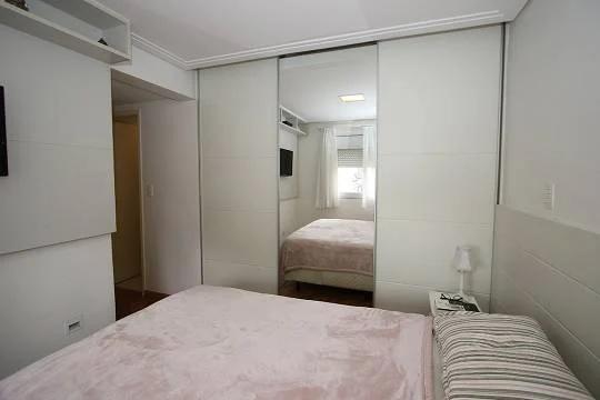 Apartamento à venda com 3 quartos, 85m² - Foto 18