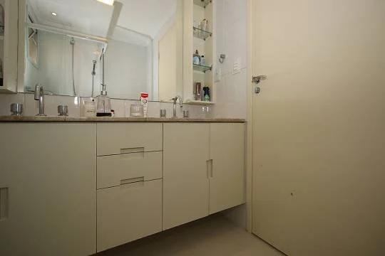 Apartamento à venda com 3 quartos, 85m² - Foto 22