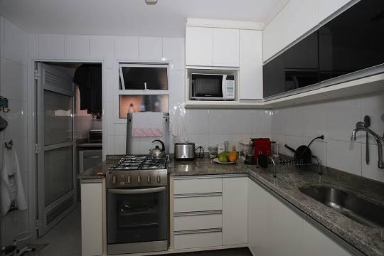 Apartamento à venda com 3 quartos, 85m² - Foto 26