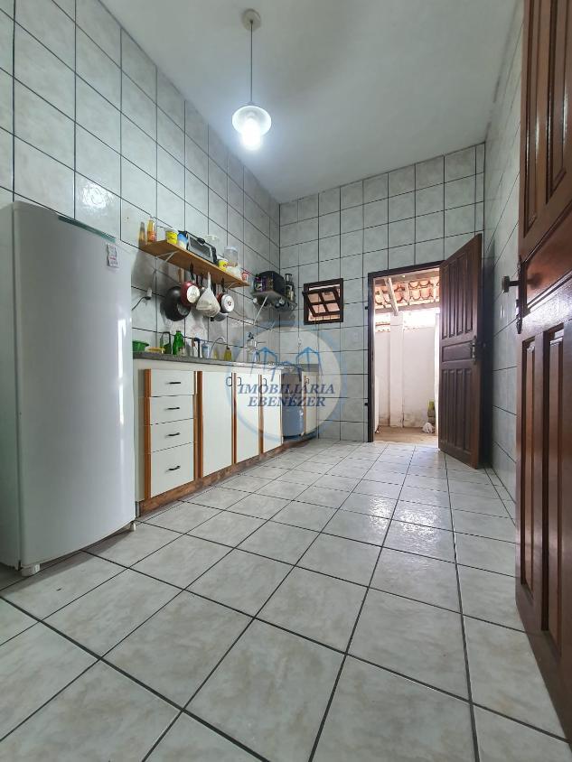 Casa à venda com 4 quartos, 182m² - Foto 7