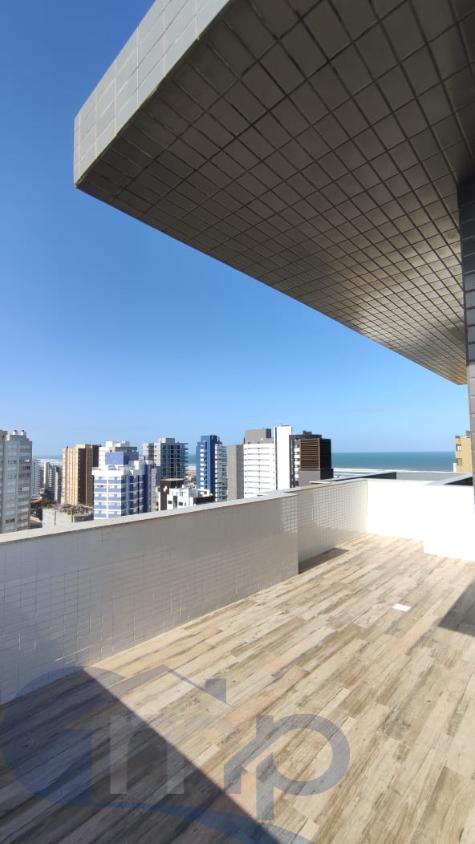 Apartamento à venda com 3 quartos, 235m² - Foto 1