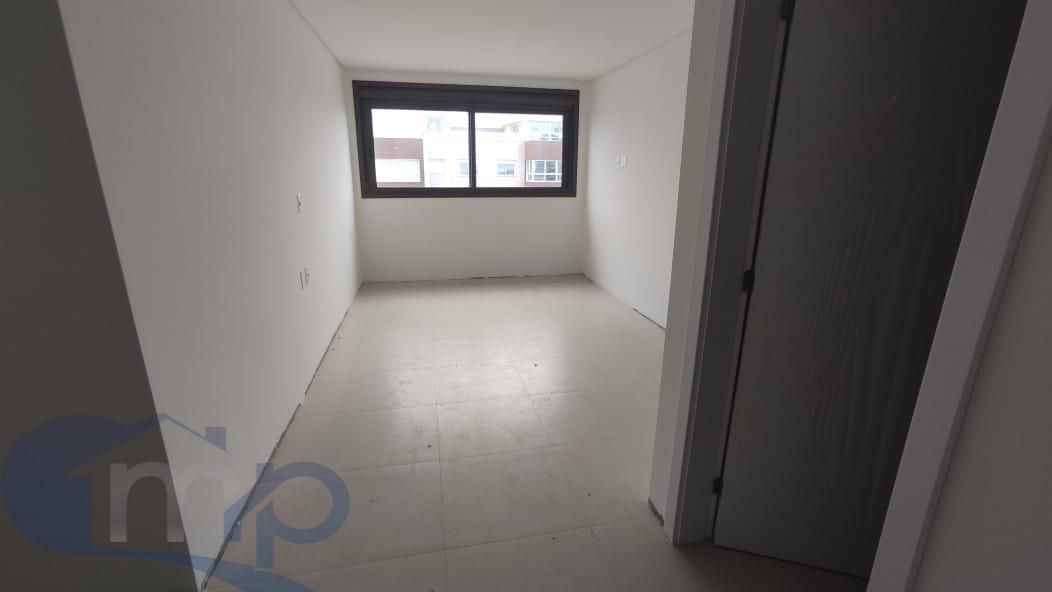 Apartamento à venda com 3 quartos, 235m² - Foto 22