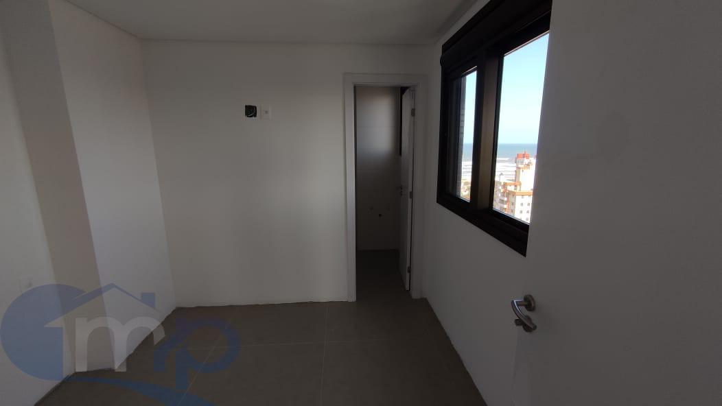 Apartamento à venda com 3 quartos, 235m² - Foto 11