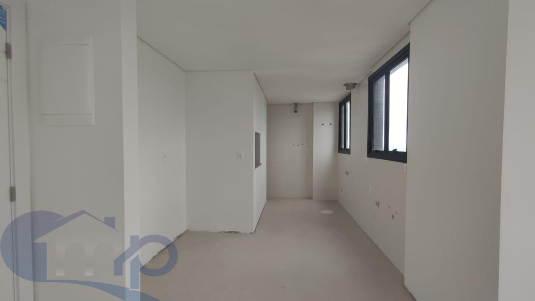 Apartamento à venda com 3 quartos, 235m² - Foto 26