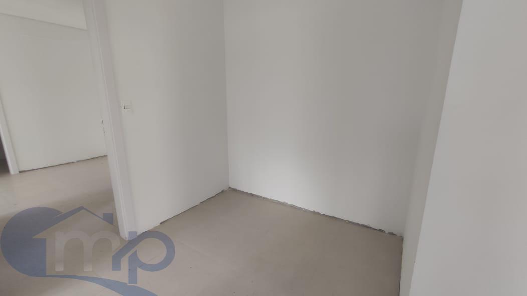 Apartamento à venda com 3 quartos, 235m² - Foto 32