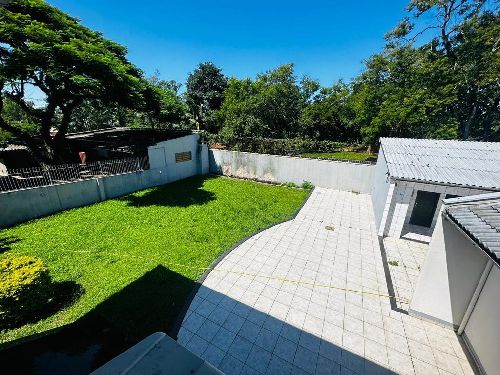 Casa à venda com 4 quartos, 285m² - Foto 3