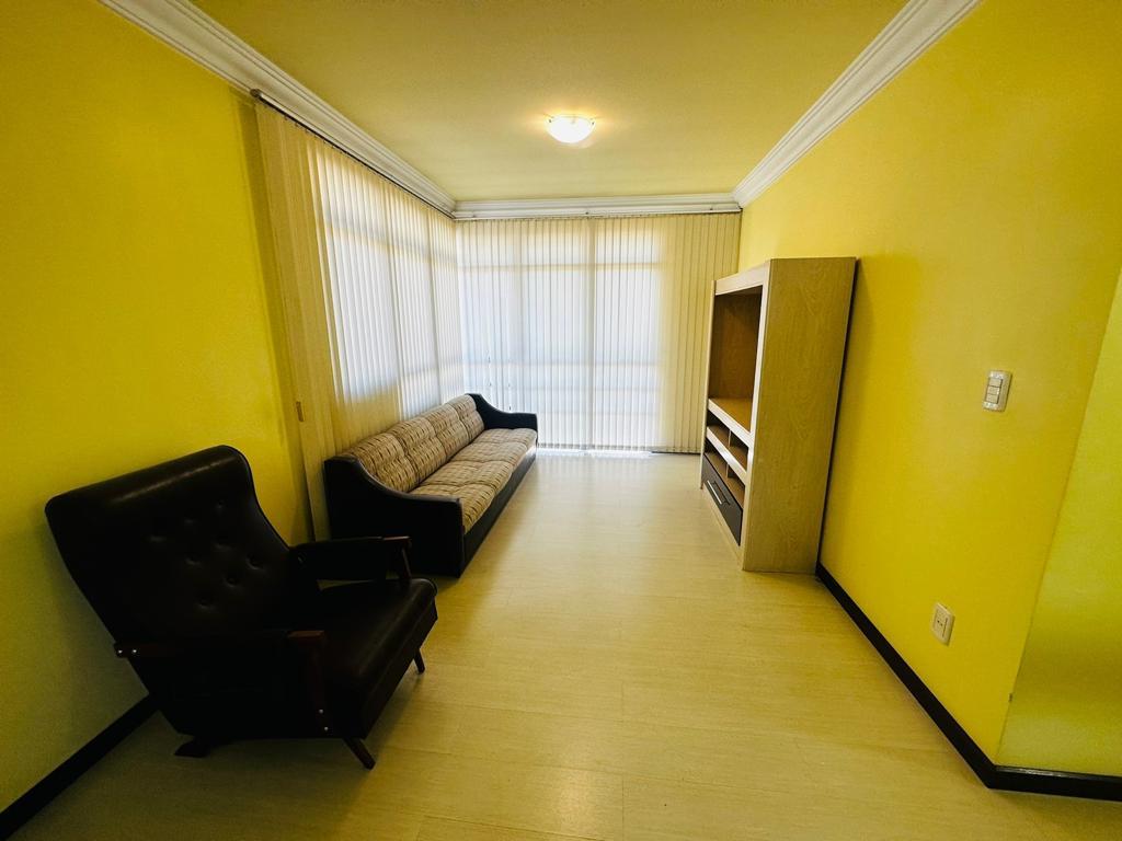 Casa à venda com 4 quartos, 285m² - Foto 16