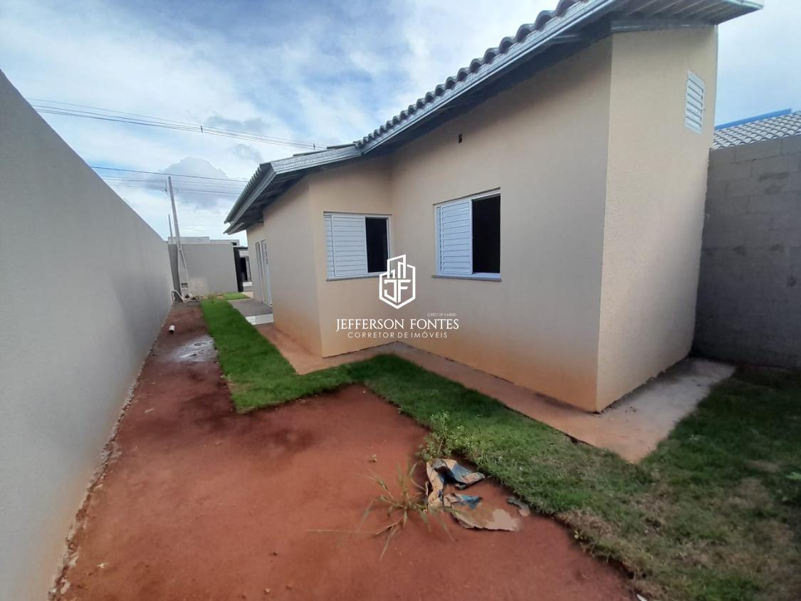 Casa à venda com 2 quartos, 45m² - Foto 12