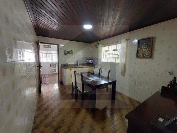 Casa à venda com 2 quartos, 190m² - Foto 3