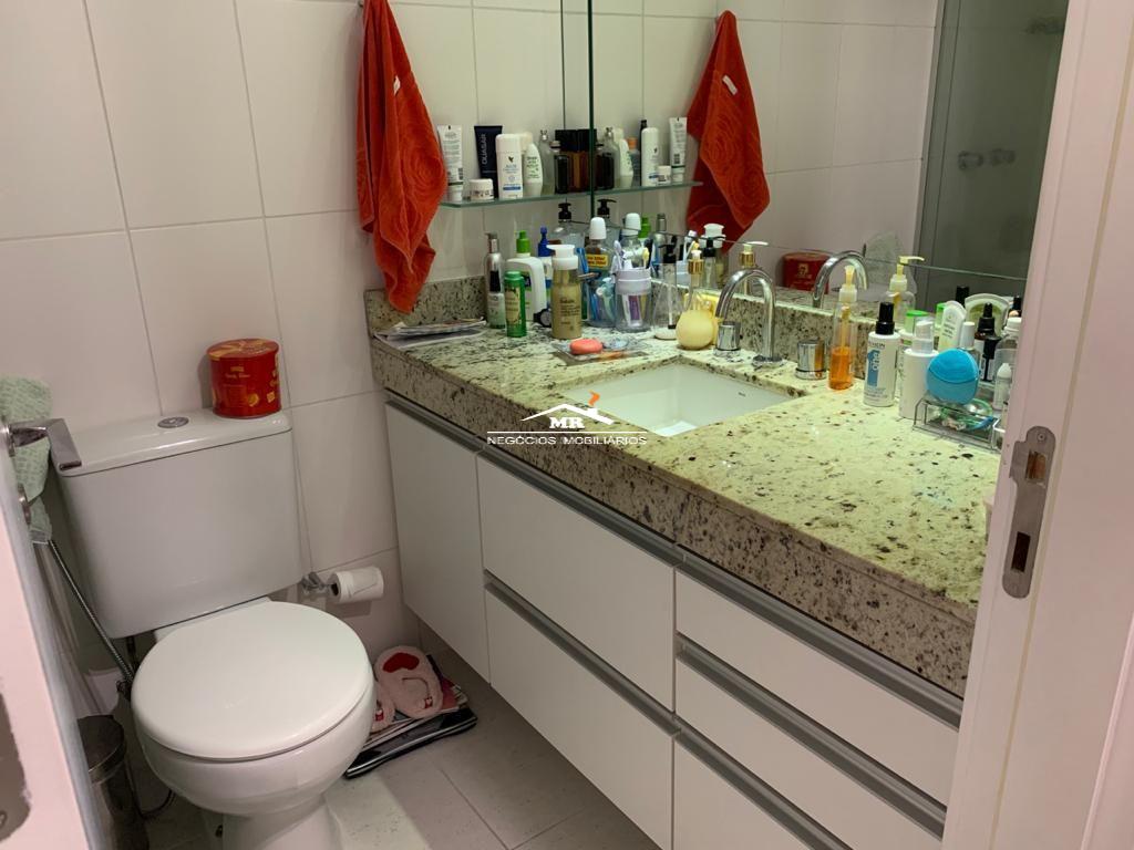 Apartamento à venda com 4 quartos, 145m² - Foto 11